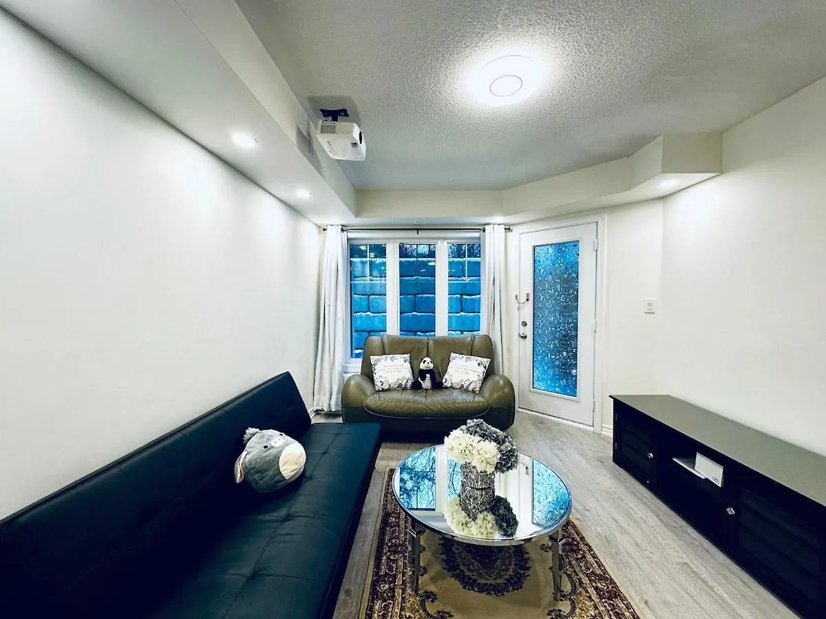 아파트 Peaceful And Cozy Vacation Home Close To 401 And 404 토론토